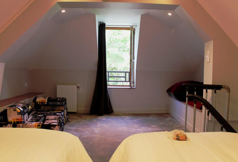 تختخواب و صبحانه La Maison De Bayeux