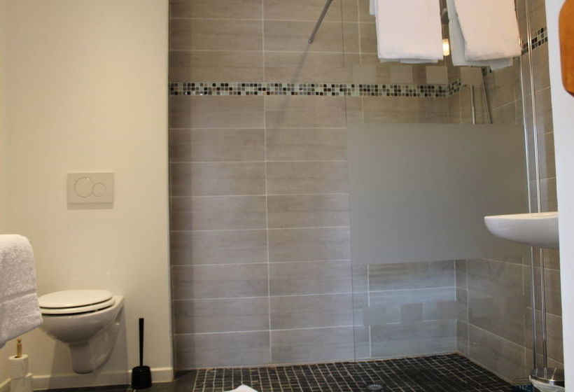 تختخواب و صبحانه La Maison De Bayeux