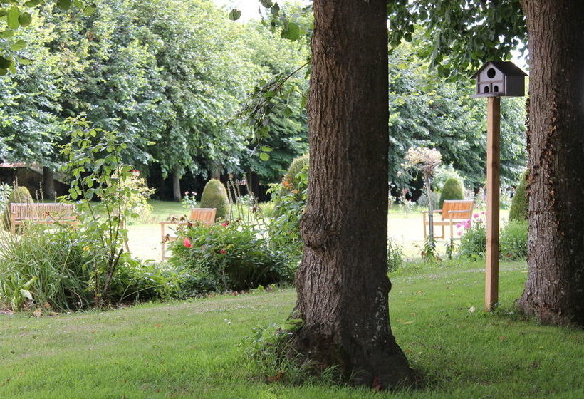 تختخواب و صبحانه La Maison De Bayeux