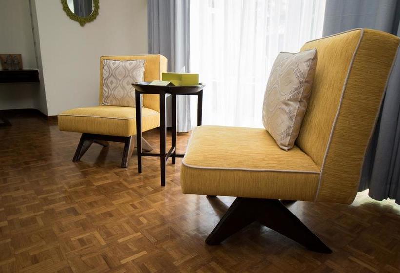 Отель Colombo House By Ceilao Villas