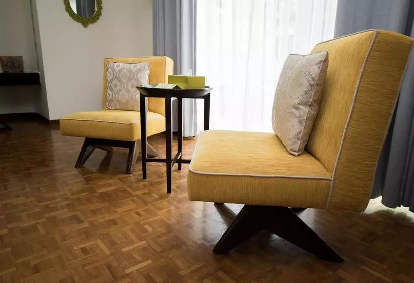 호텔 Colombo House By Ceilao Villas