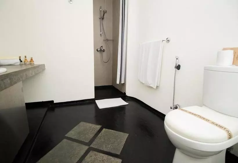 호텔 Colombo House By Ceilao Villas