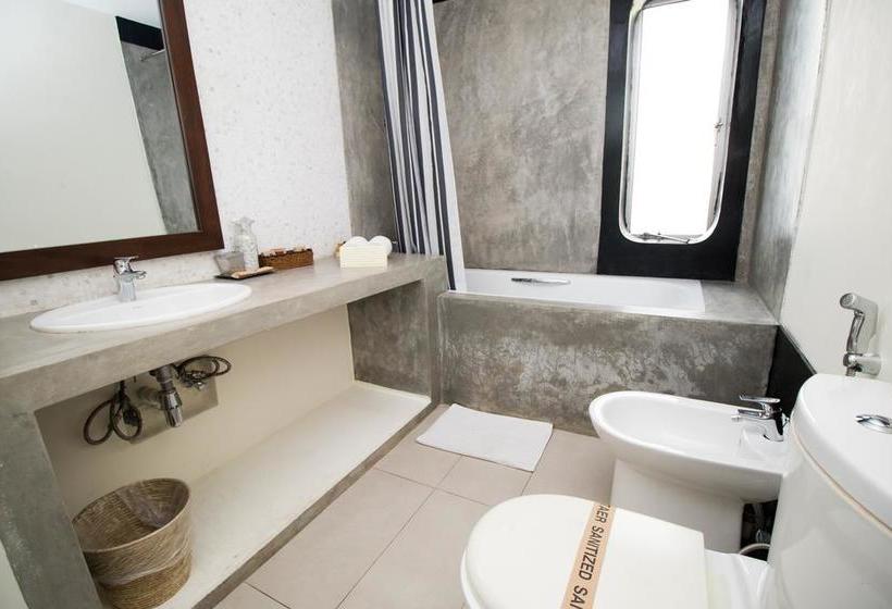 Отель Colombo House By Ceilao Villas