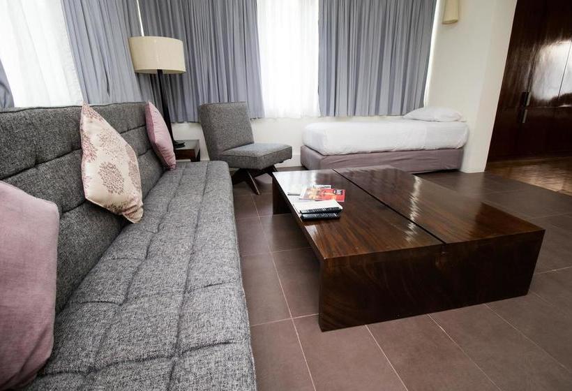 Отель Colombo House By Ceilao Villas