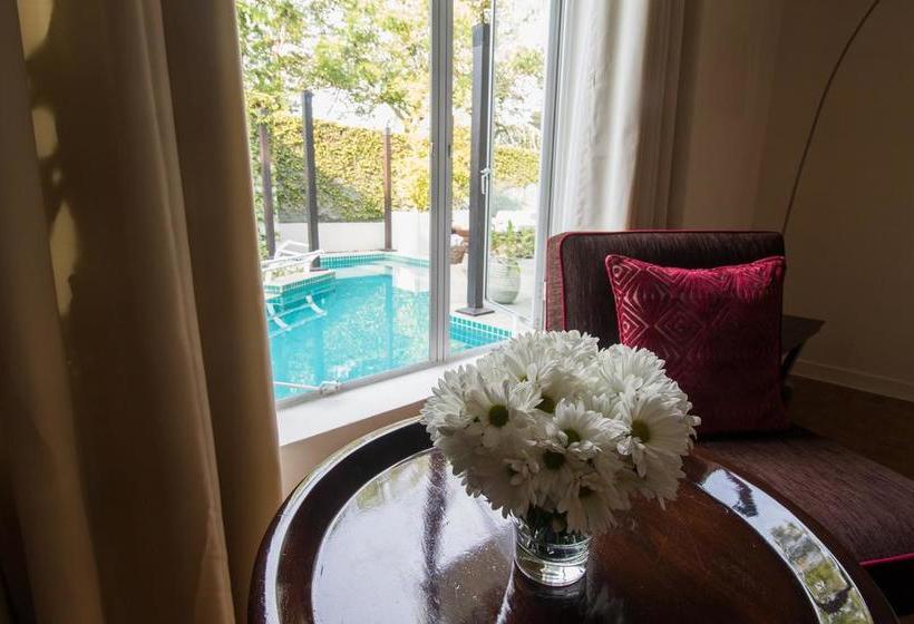 Отель Colombo House By Ceilao Villas