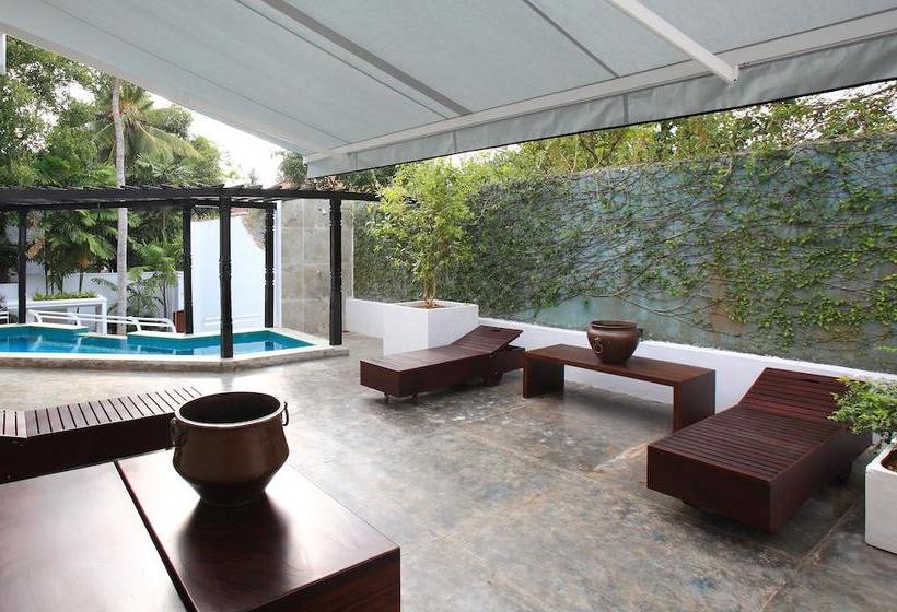 Отель Colombo House By Ceilao Villas
