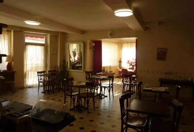 Отель A La Renommee