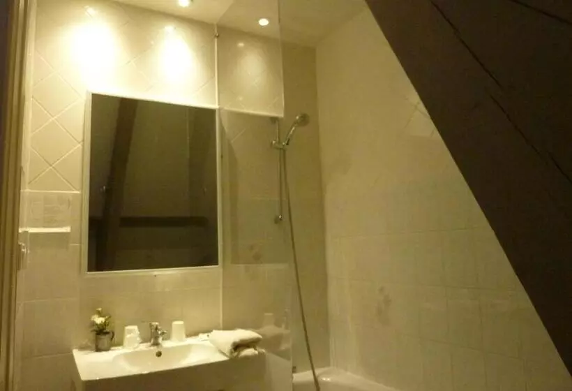 Отель A La Renommee