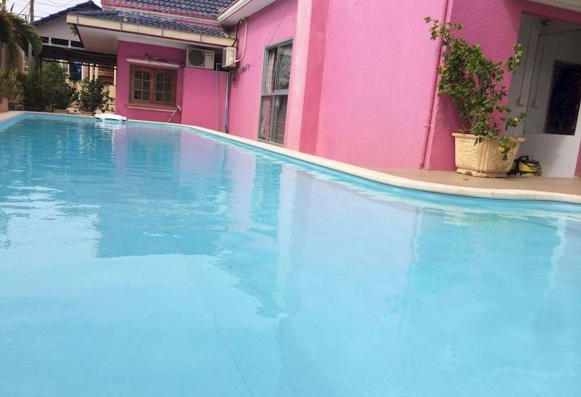 Отель Battambang Lotus