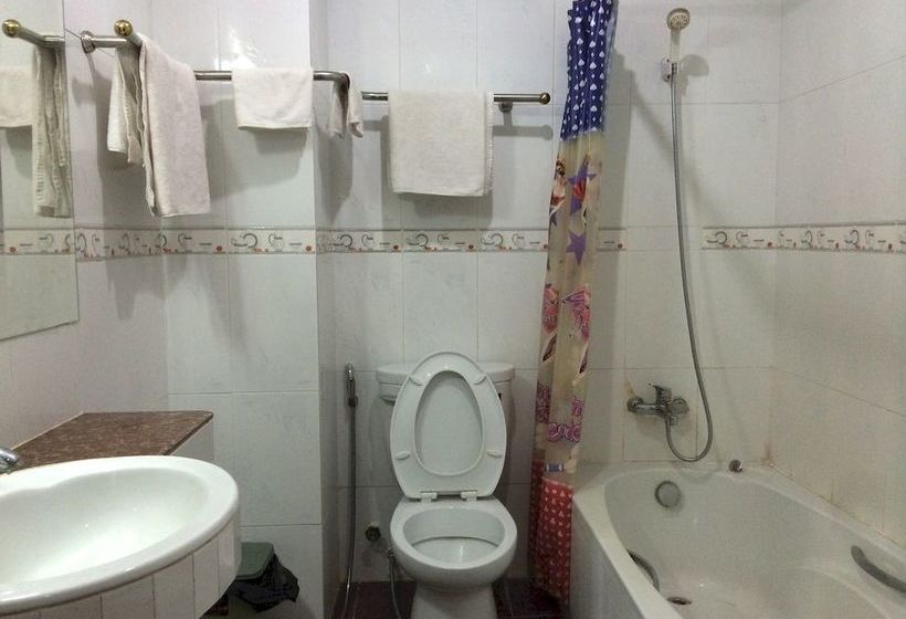 Отель Battambang Lotus