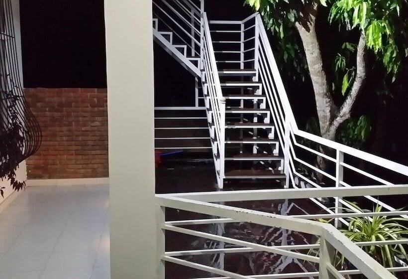 فندق City Resort