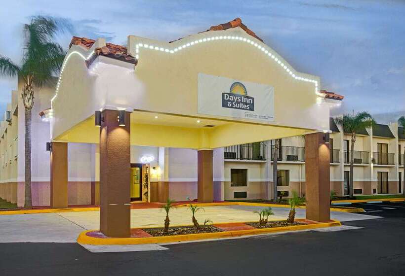 فندق Days Inn & Suites By Wyndham Tampa   Ybor City