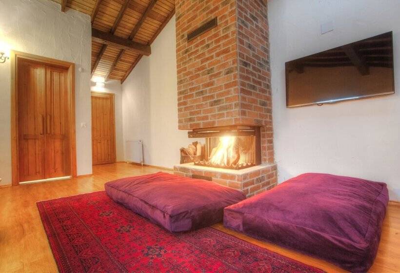 Отель Ephesus Lodge