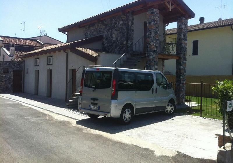 Отель Il Casale Del Giglio