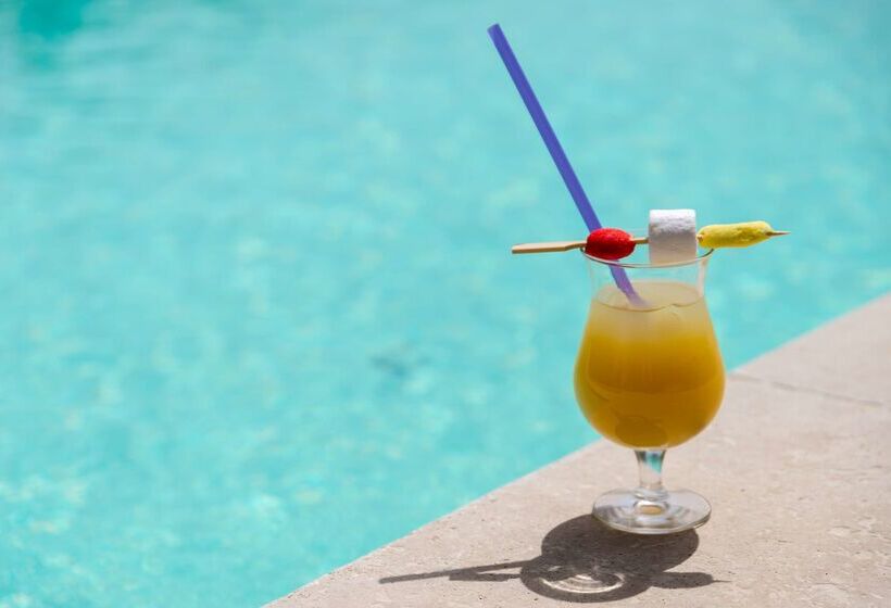 فندق Mas Des Romarins, The Originals Relais