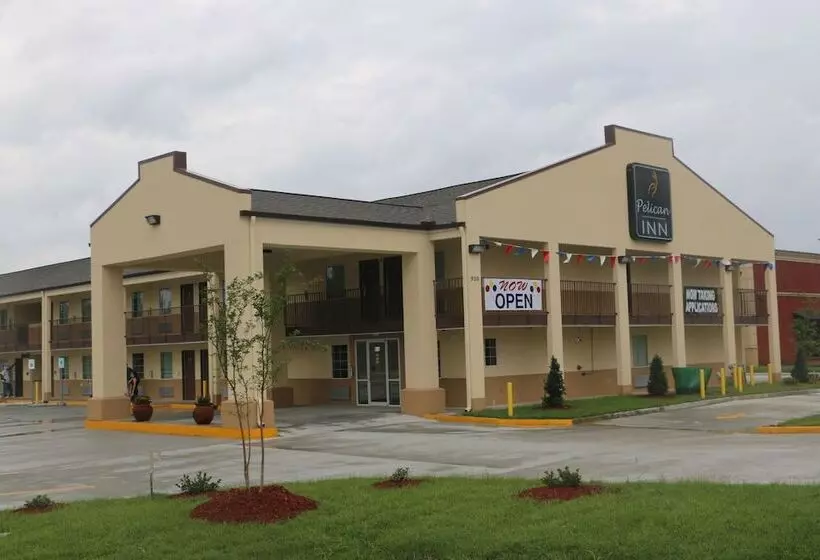 ホテル Pelican Inn