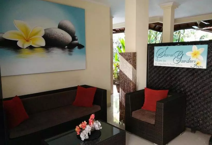 هتل Secret Garden Inn