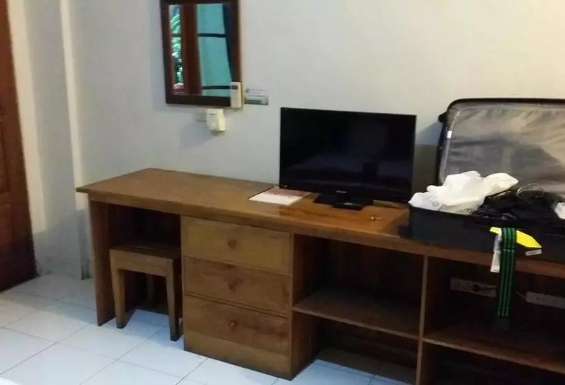 هتل Secret Garden Inn