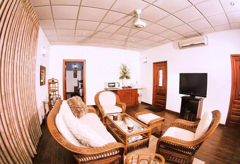 호텔 Whitehouse Residencies