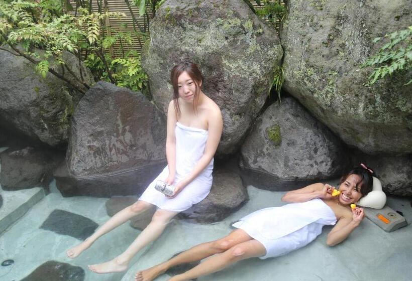 Hotel Yufuin Tabinokura