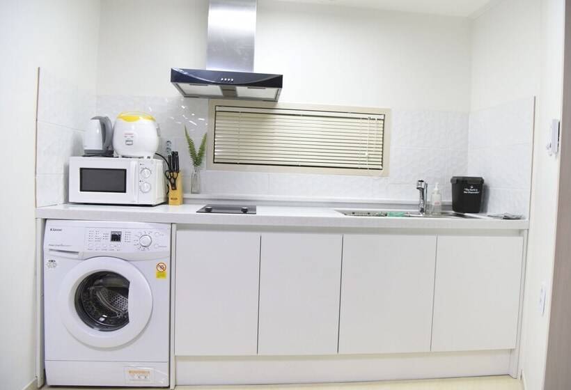 Jw Stay In Hongdae Hostel