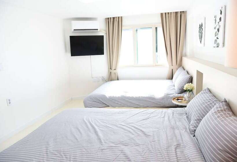 Jw Stay In Hongdae Hostel