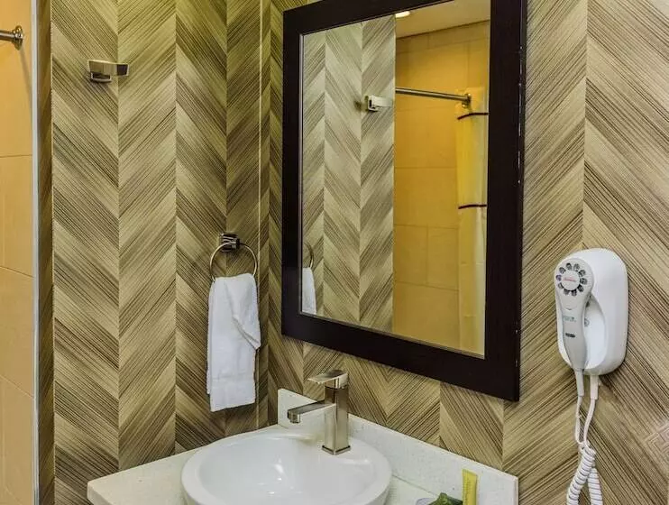 Motelli Aarya Hotel By Niagara Fashion Outlets