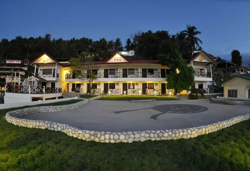 Paradise Dive Resort