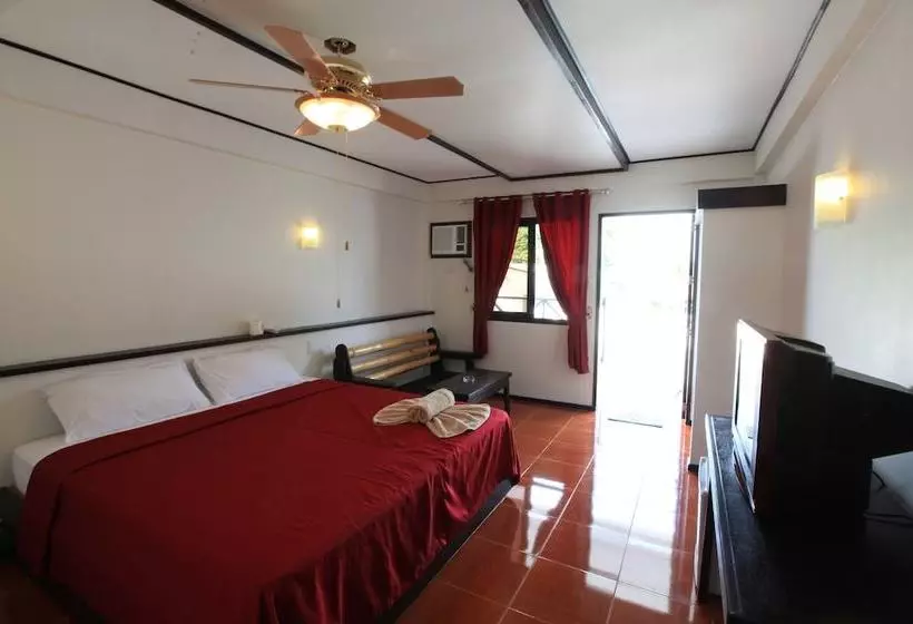 Paradise Dive Resort