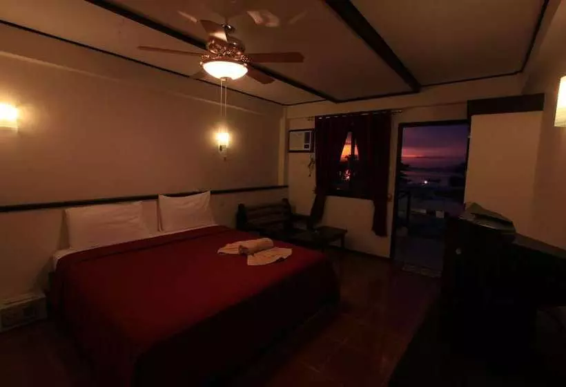 Paradise Dive Resort