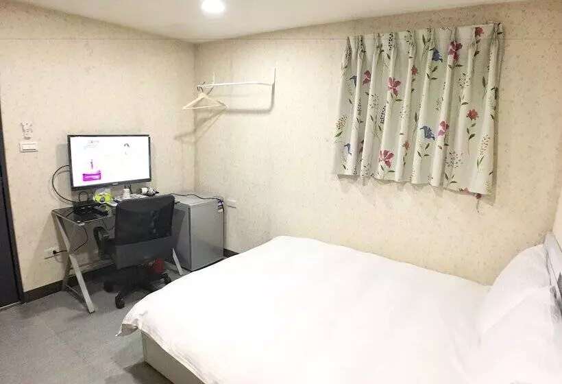پانسیون Fengchia Provence Jr