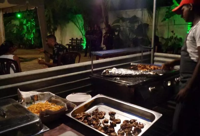 پانسیون Nooit Gedacht Holiday Resort Unawatuna