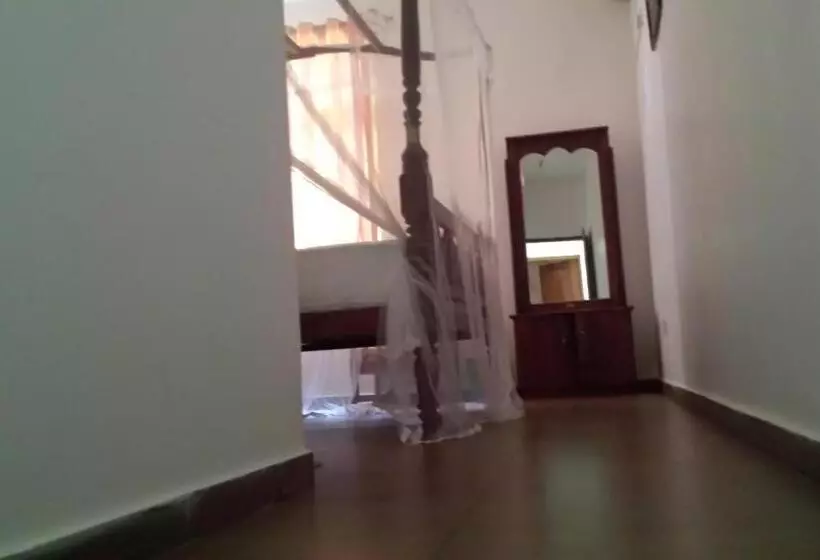 پانسیون Nooit Gedacht Holiday Resort Unawatuna