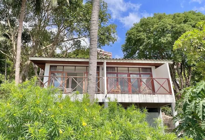 פנסיון P.d. Beach Resort