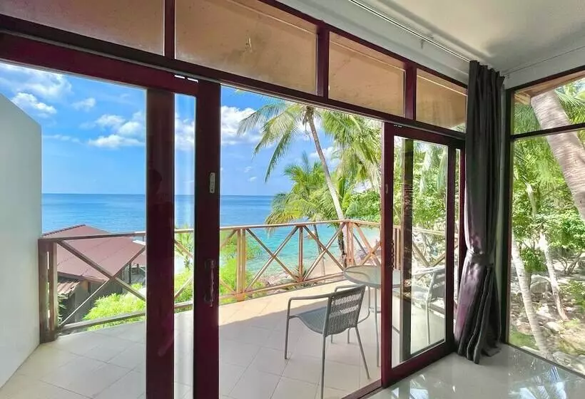 פנסיון P.d. Beach Resort