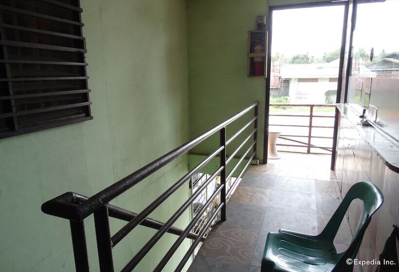 Пансион Quoyas Inn