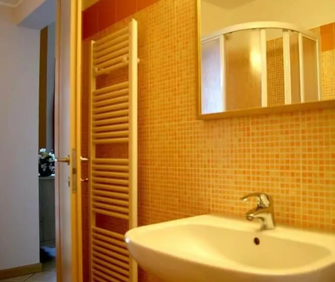 Residence Giglio Comer See