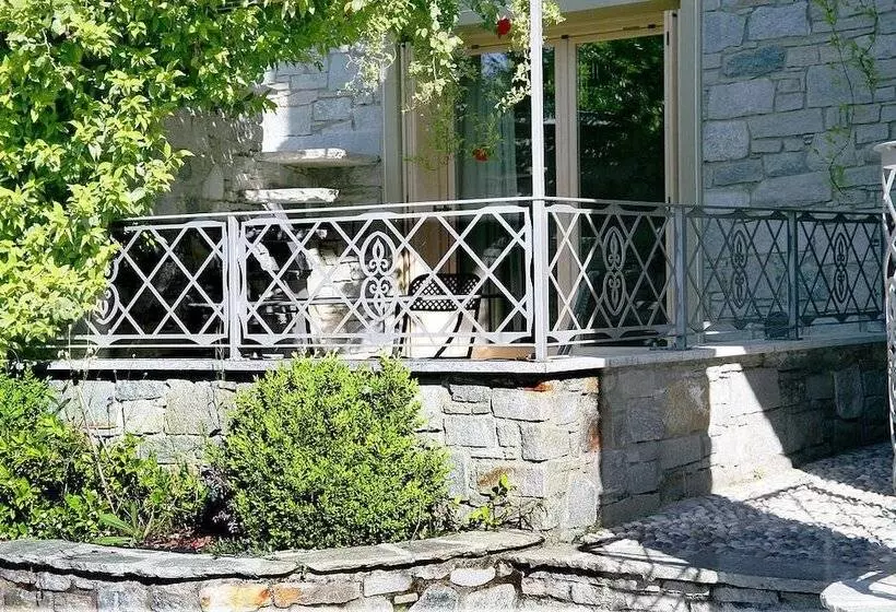 Residence Giglio Comer See