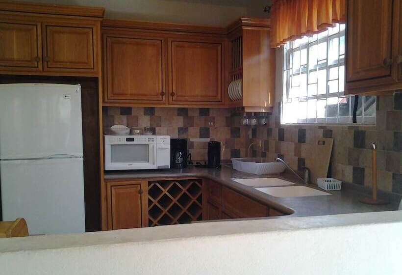 Sungold House Barbados