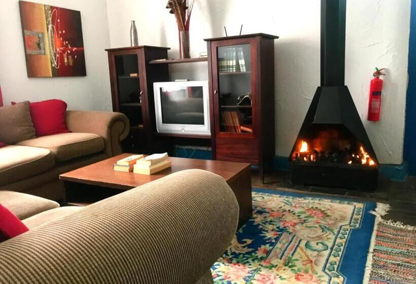 민박 Athenian Villa