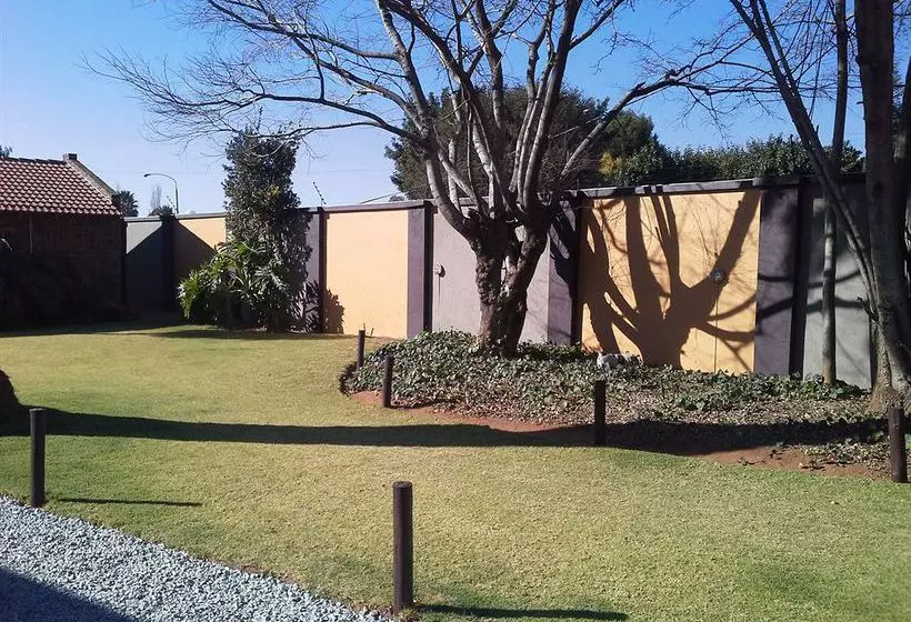 مبيت وإفطار Unique House