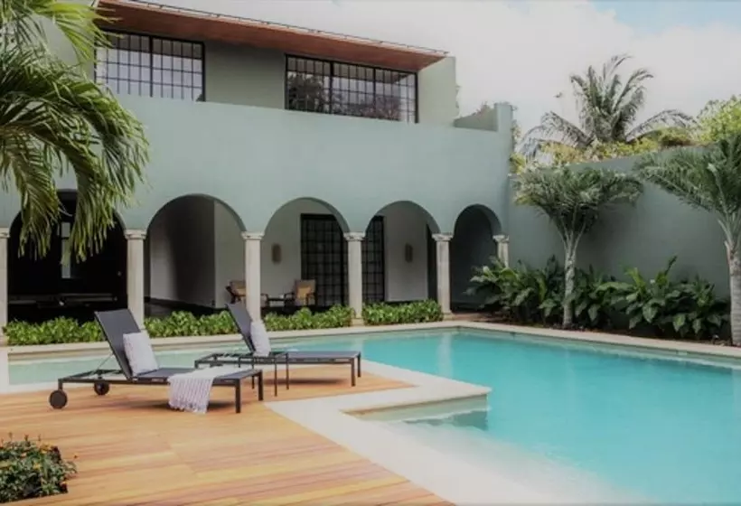 هتل Antelar Casa Destino