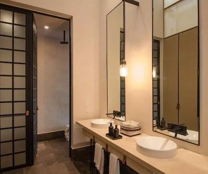 هتل Antelar Casa Destino