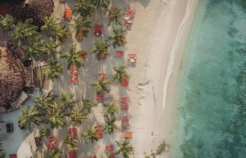 هتل Blue Bay Lodges
