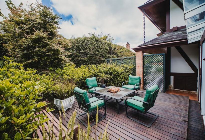 Otel Chateau La Villette