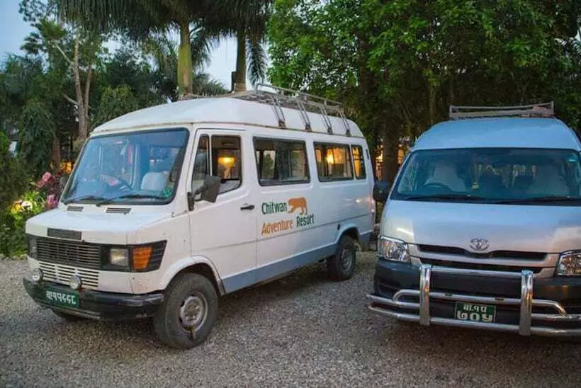 هتل Chitwan Adventure Resort