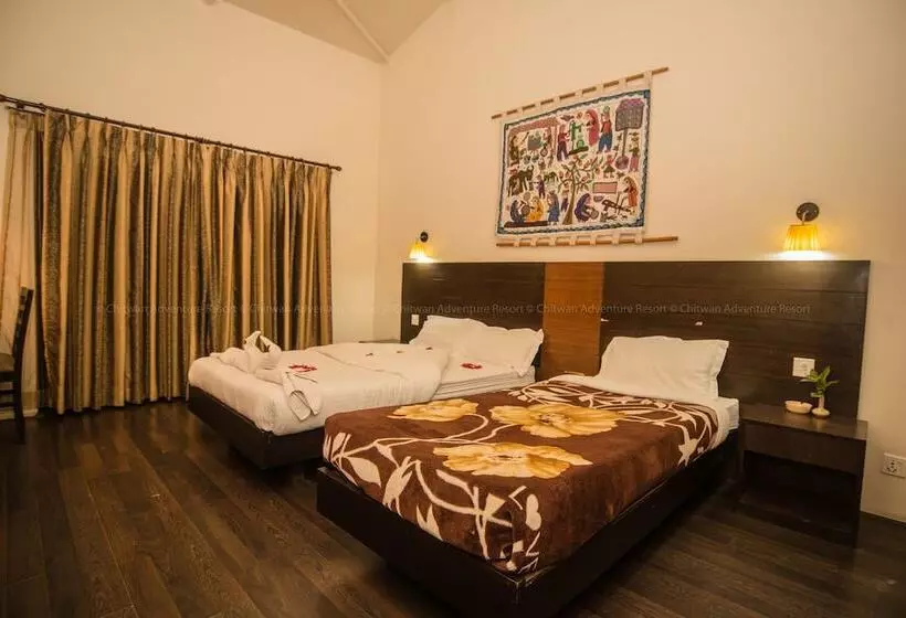 هتل Chitwan Adventure Resort