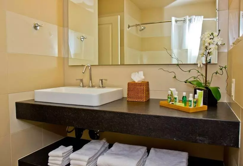 Отель Inn On The Cliff