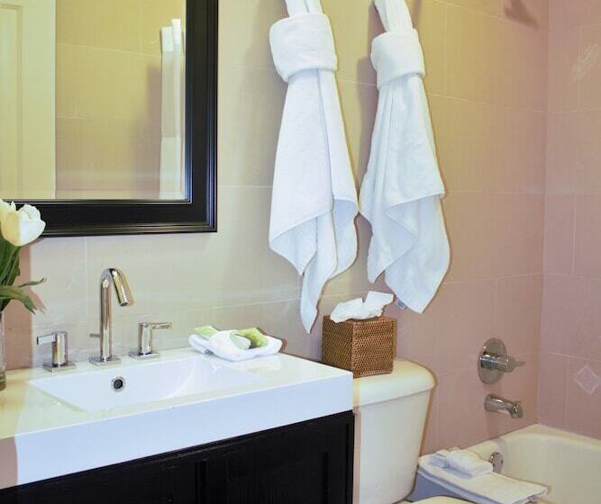 Otel Inn On The Cliff