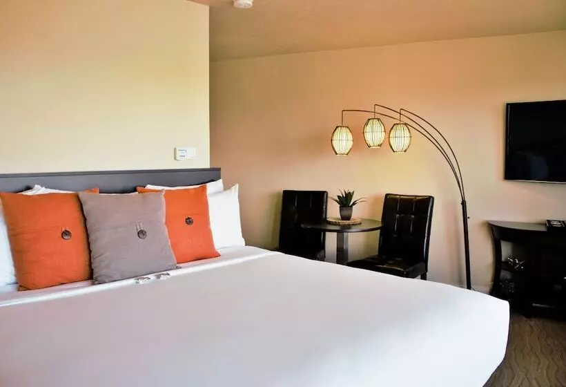 Отель Inn On The Cliff